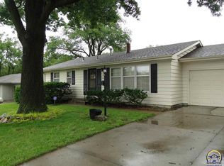 5209 SW 23rd Ter, Topeka, KS 66614