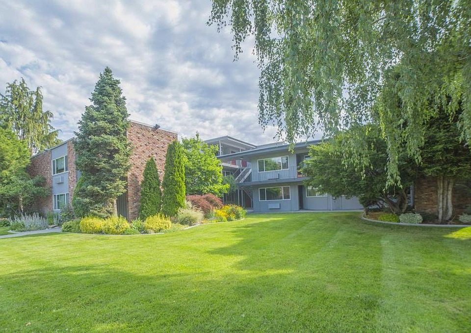 QUAINT 15 UNIT COMPLEX