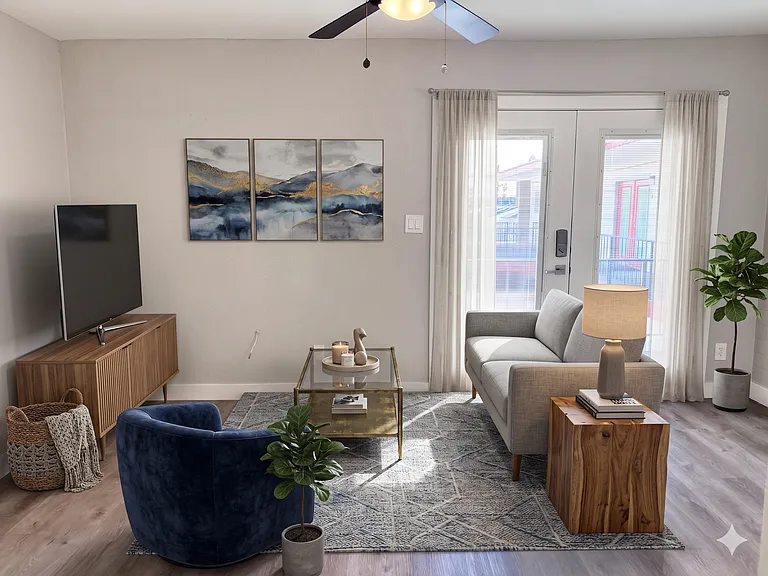 402 N 10th St #13 — Photo 9