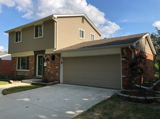 11417 Cedar Ln, Plymouth, MI 48170
