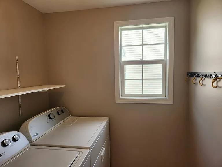 113 Braintree Dr — Photo 3