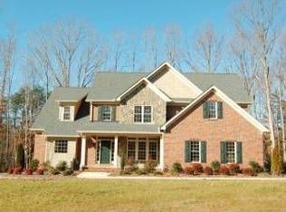 503 Starfire Ct, Oak Ridge, NC 27310