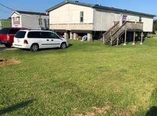 908 14th St, San Leon, TX 77539