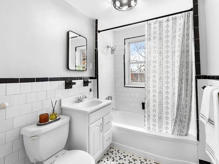 21 Elm St #4 — Photo 14