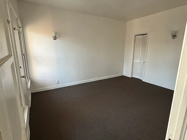 803 N Forest Ave #3 — Photo 7