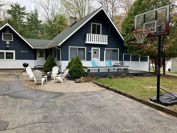 3rd image of 6111 W Longbridge Rd