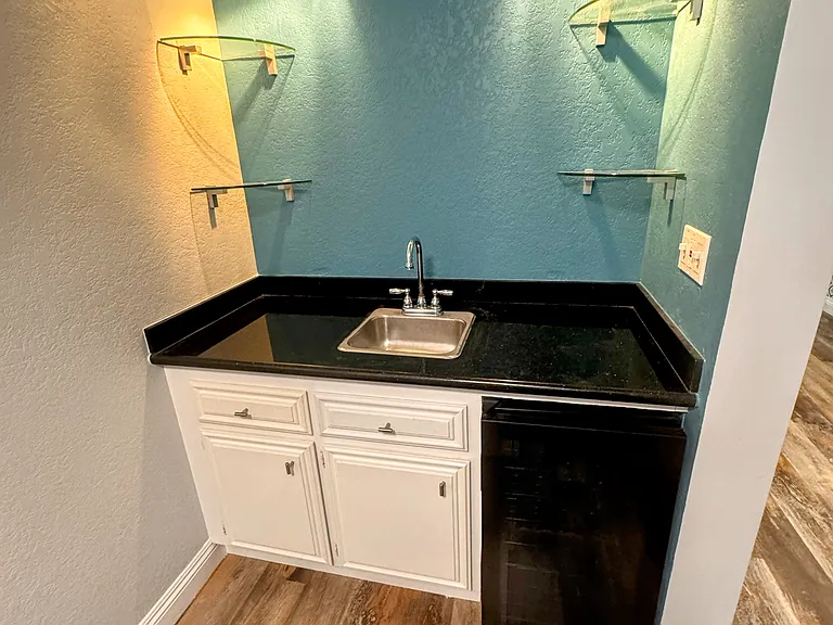 9903 Cedar St #4 — Photo 10