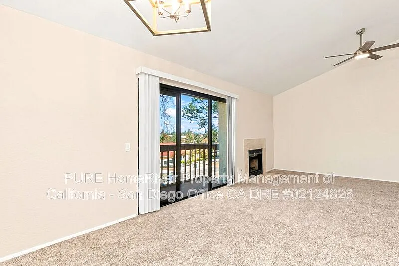 2 bed, 2.0 bath, 1283 sqft, $3,300 — Photo 3