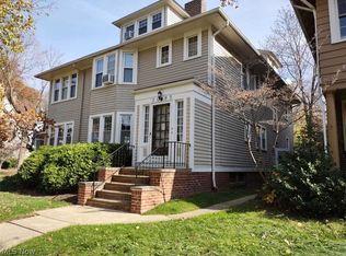 2095 Stillman Rd, Cleveland Heights, OH 44118