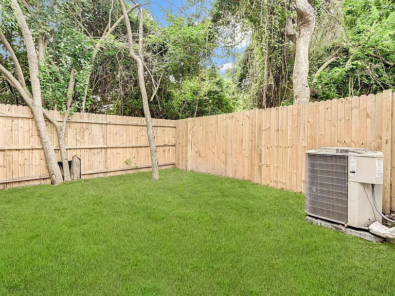 1017 N Lane St #A — Photo 22