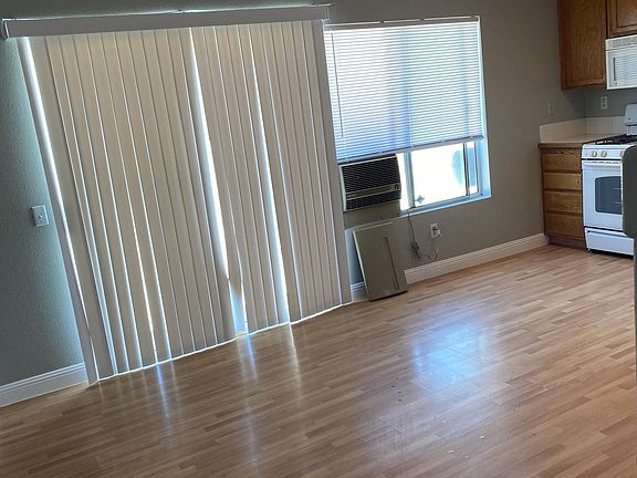 2nd image of 13224 Brighton Cir