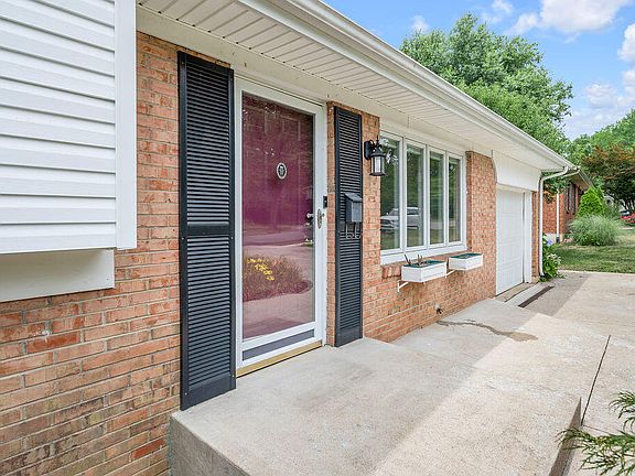 5th image of 1112 Greentree Ct