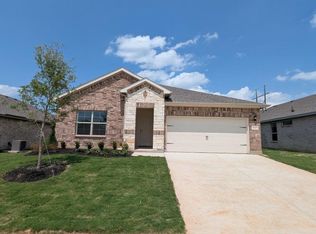 1021 Traction Trl, Cleburne, TX 76031