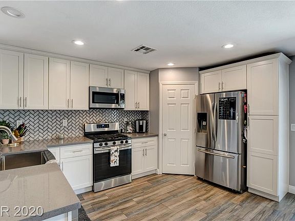 5th image of 10008 Pimera Alta St