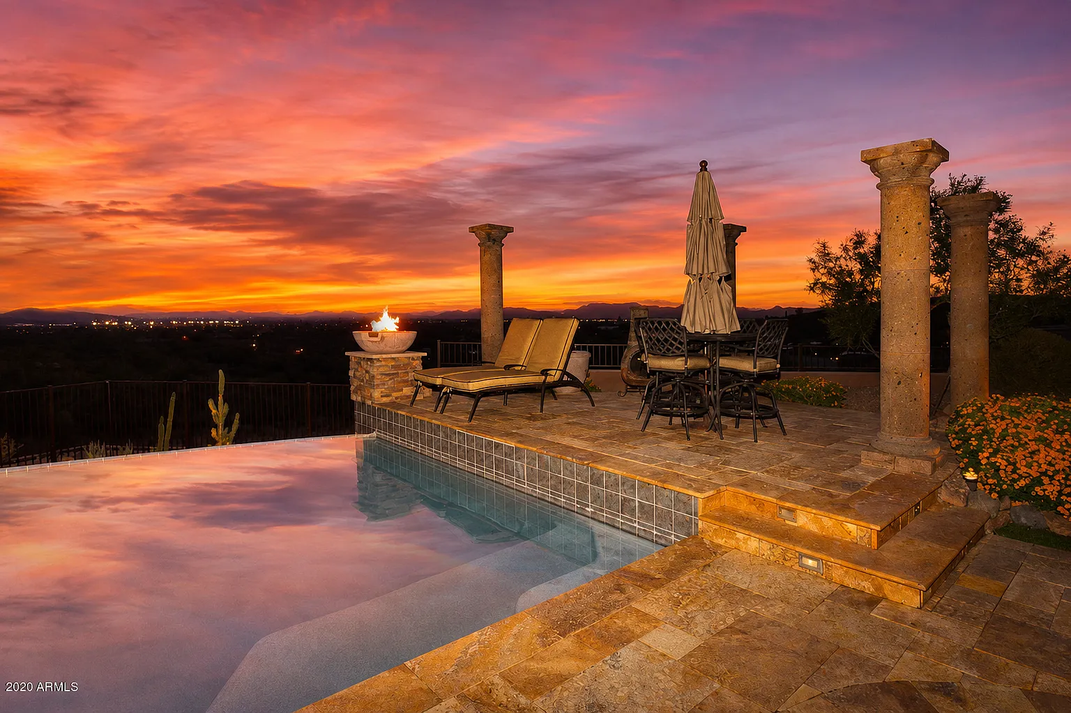 5 bed, 4.5 bath, 4561 sqft, $7,995 — Photo 1
