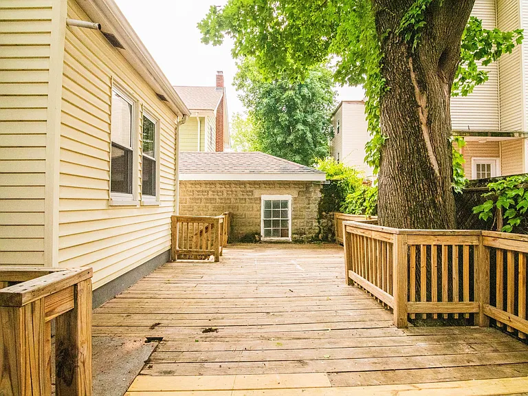 48 Oak Square Ave #1 — Photo 37