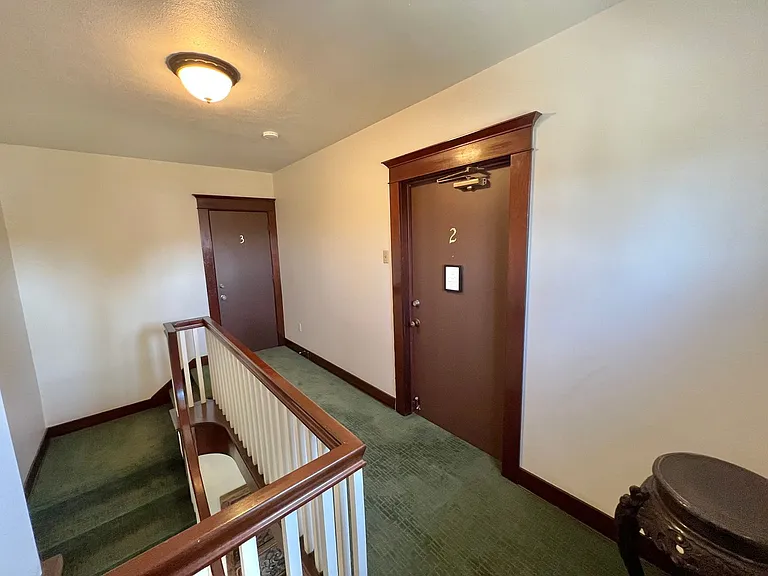 Historic Bluff Park 1BD Retreat | Top Floor Vintage Gem — Photo 16