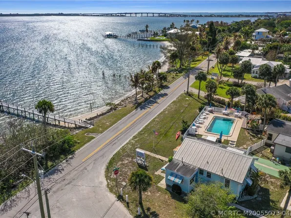 4736 NE Blue Heron Ln, Jensen Beach, FL 34957