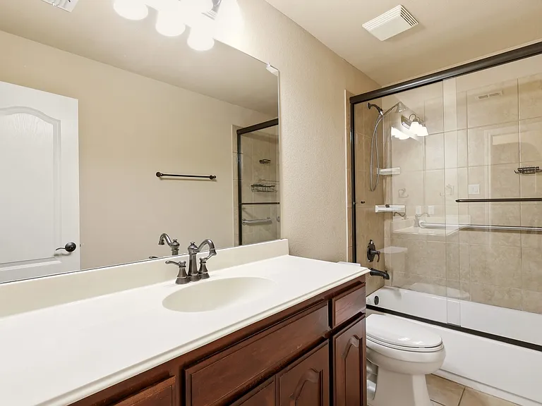 627 Seymour Dr — Photo 28