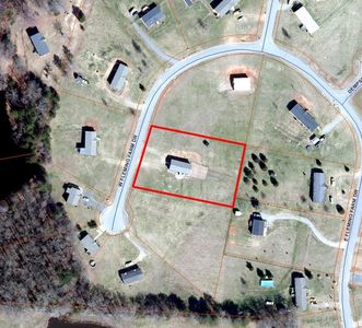 815 W Fleming Farm Dr, Inman, SC, 29349