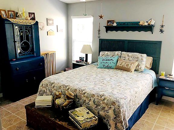 5th image of 1127 La Paloma Blvd #1127