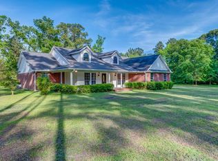 111 Canyon Creek Rd, Lufkin, TX 75904
