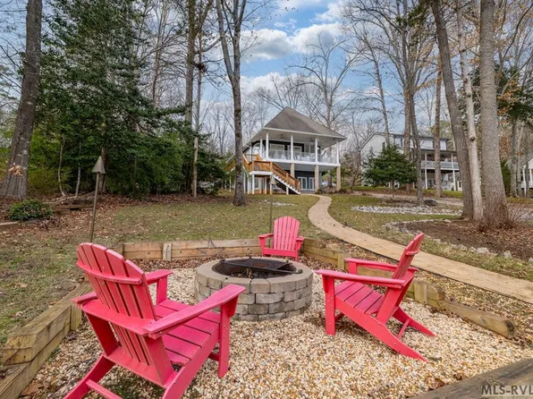 255 Woodland Rd, Littleton, NC 27850