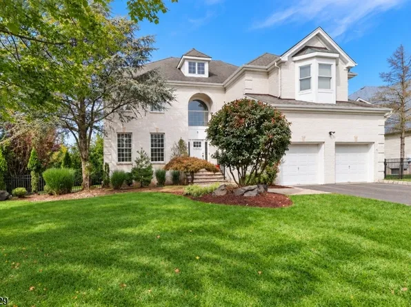 9 Schindler Way, Livingston Twp., NJ 07039