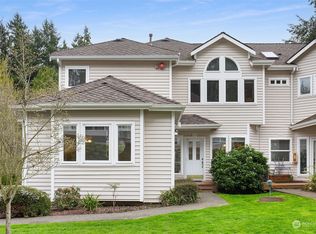 9821 NE Riverbend Dr, Bothell, WA 98011