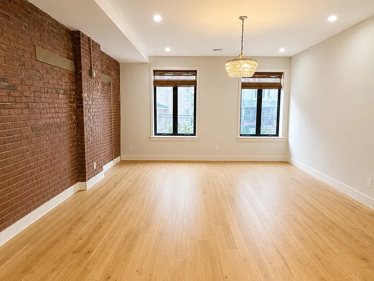 164 Harrison Ave #2 — Photo 7