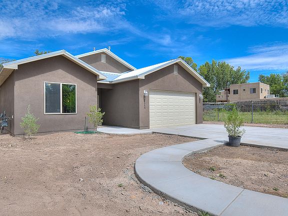 3rd image of 2545 Cuatro Milpas Dr SW