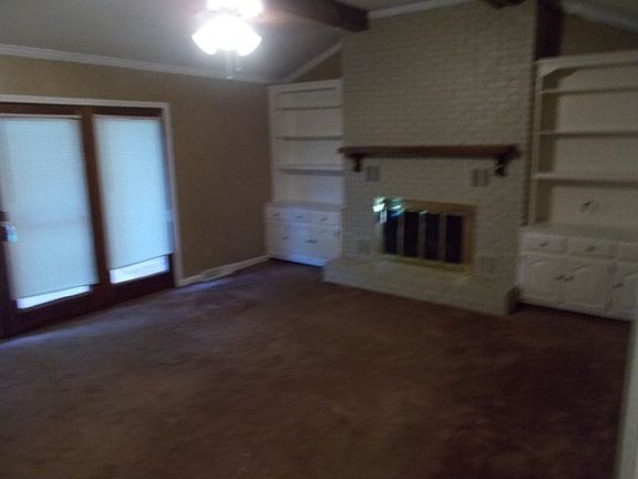 2nd image of 329 Woodhaven Dr
