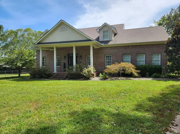 140 Linwood Ct, Paris, TN 38242