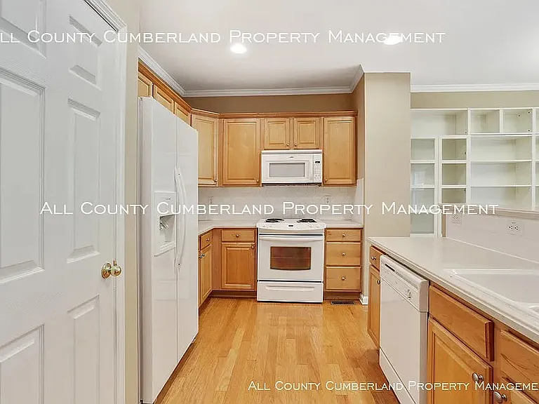 3128 Mercer University Dr — Photo 11