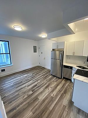 3rd image of 58 E 1st St APT 6D