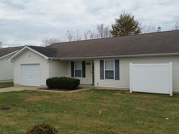 3 Bd Duplex w/garage