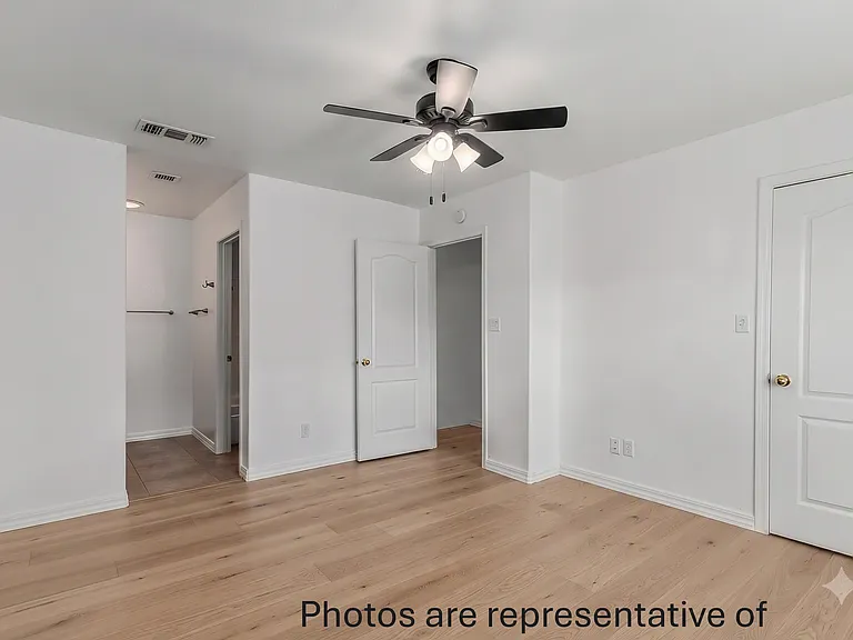 5665 W Galveston St #14 — Photo 9