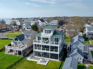 2811 Bay Dr, Sparrows Point, MD