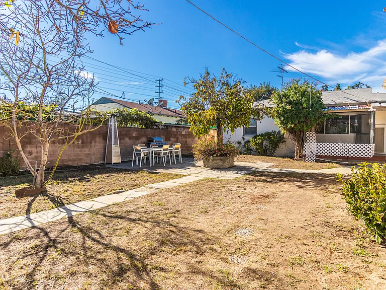 6010 Carpenter Ave — Photo 16