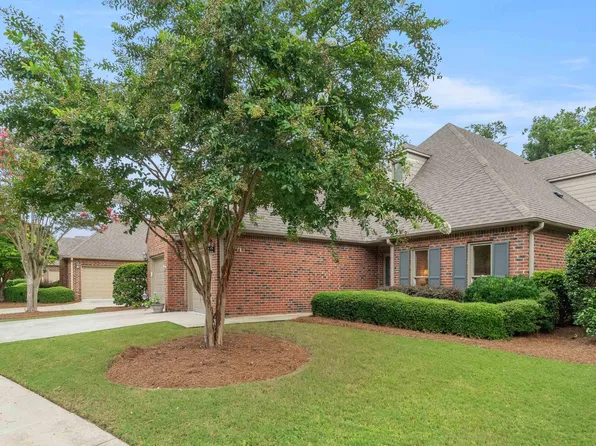 176 University Park Dr, Homewood, AL 35209