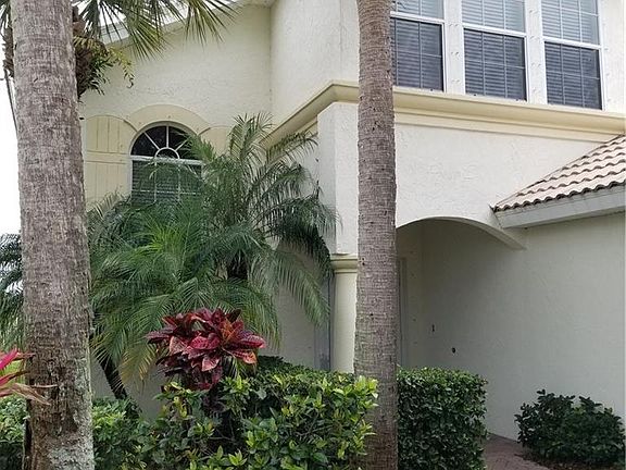 2nd image of 12311 SE Plandome Dr