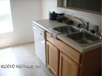 4th image of 11832 Lake Bend Cir