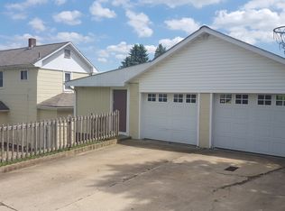 3784 W 5th Ave, Beaver Falls, PA