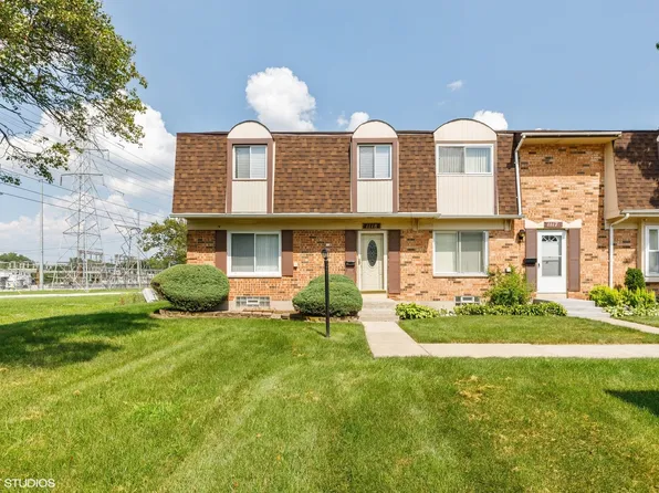1118 Euclid Ln, Richton Park, IL 60471