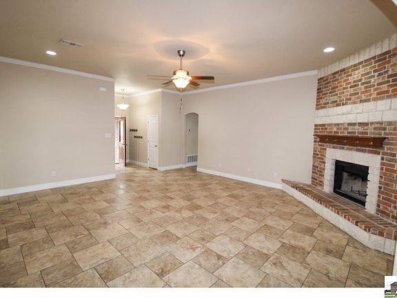 3rd image of 1128 Pheasant Cir