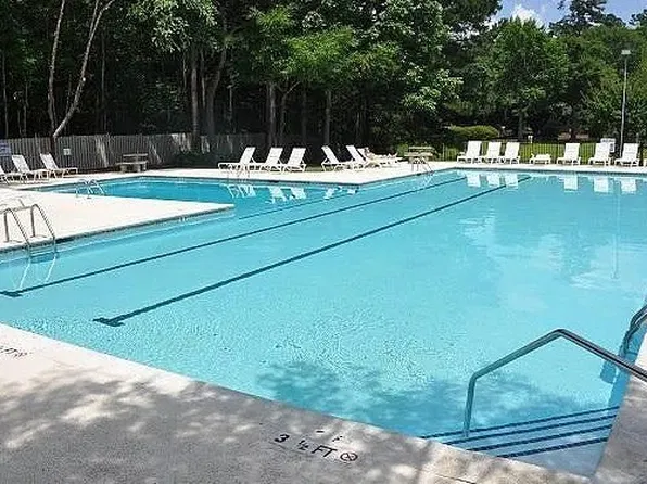 7883 Park Gate Dr, North Charleston, SC 29418