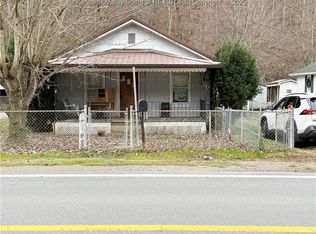 23336 Pond Fork Rd, Bob White, WV 25028