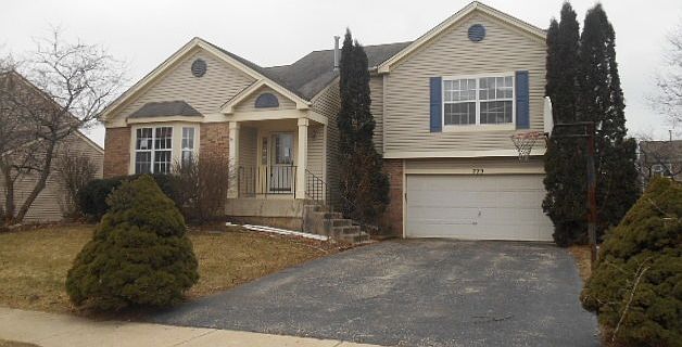 1st image of 779 White Pine Cir