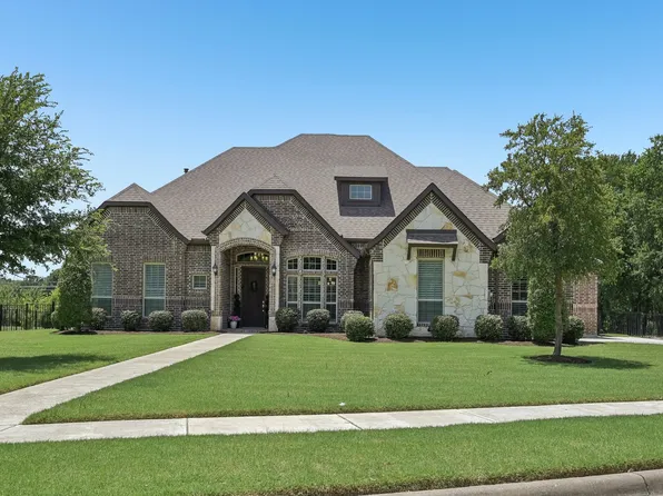 204 Falcon Point Dr, Heath, TX 75032
