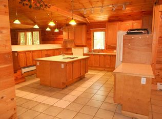 11 Monadnock Rd, Rindge, NH 03461